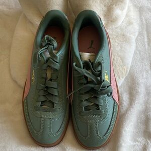 Puma Women’s Olive and Pink Sneakers. Size 6